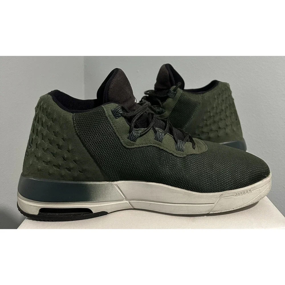 Nike Air Jordan Academy Green Trainers Mens Size 10 844515-300